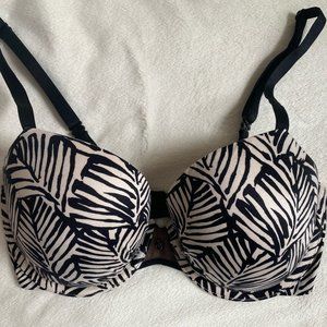Victorias Secret Fabulous Bra 32DD